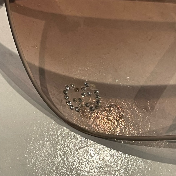 Gucci Sunglasses - Picture 6 of 6